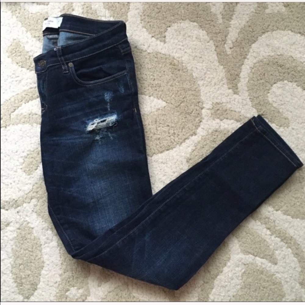 Abercrombie and Fitch 4S skinny jeans